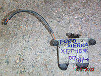 На Ford Sierra MK2, MK3 хетчбэк механизм замка 5-й двери наклонной с 87 г. в.