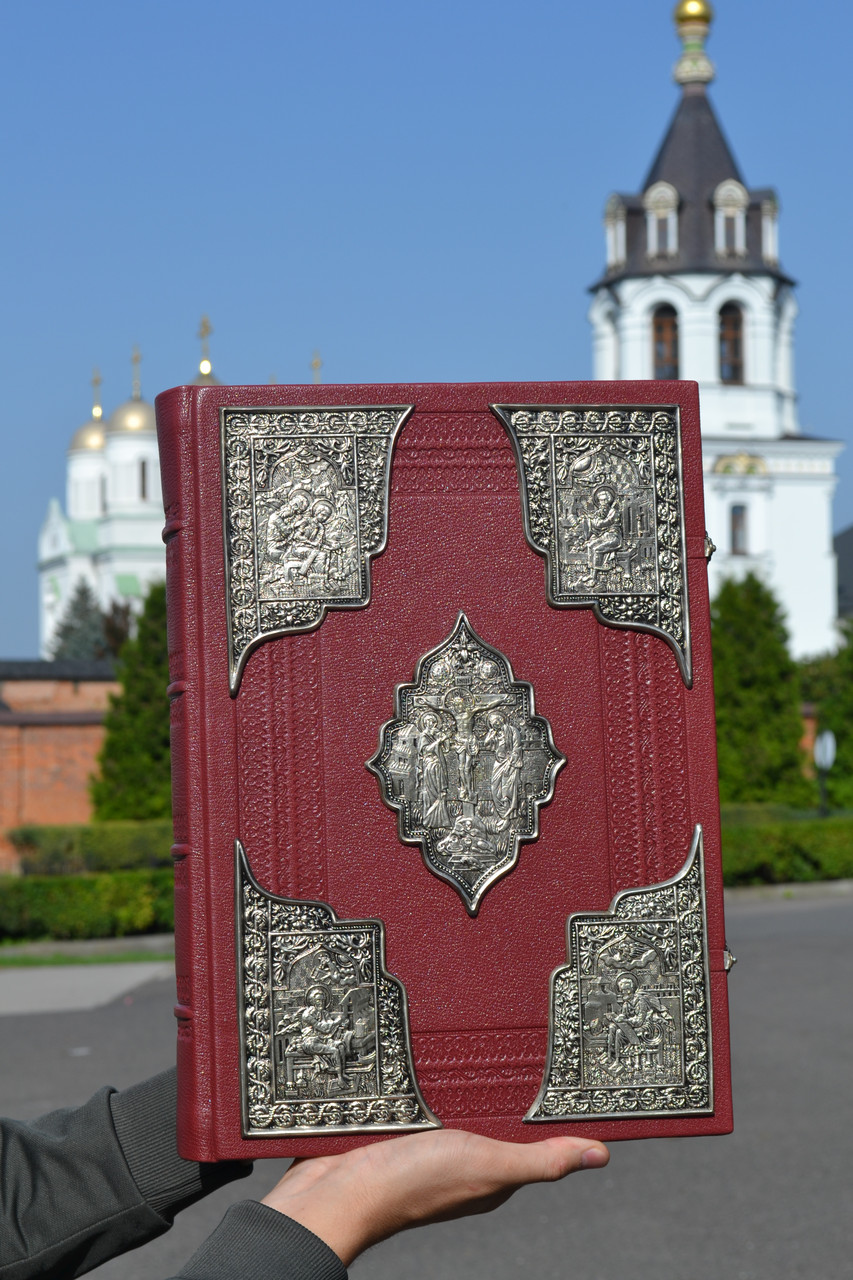 Євангеліє з посрібленими накладками 31х41см, церковно-слов'янська мова, фото 1