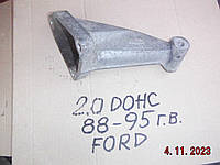 На Ford Sierra, Scorpio1 2,0 DOHC опорный кронштейн блока двигателя левый