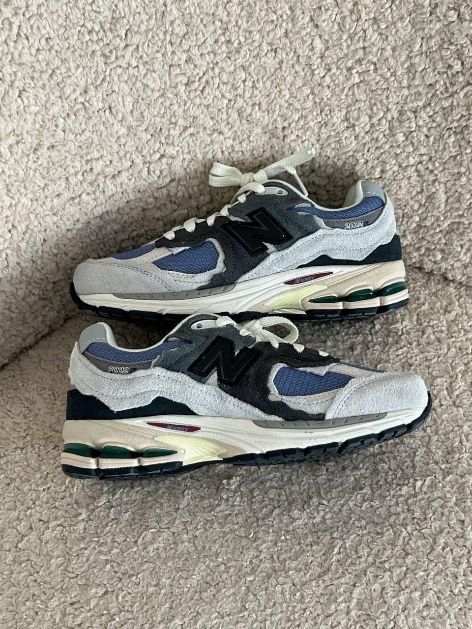 Чоловічі демісезонні кросівки New Balance 2002R (біло-сині) спортивні стильні кроси NB0058 Нью Беленс топ, фото 1