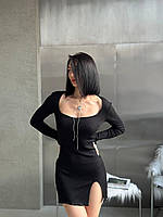 Силуэтное черное женское базовое платье мини с разрезом на бедре (42-46 размер)