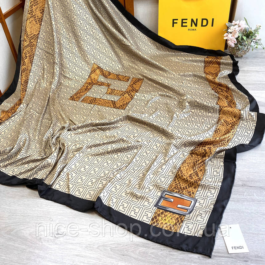 Хустка Fendi шовкова з ручною підшивкою, фото 1