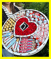 Смачний подарунковий набір із солодощами для дівчини, набір у формі кіндера сюрпризу для дружини, мами, дитини PD-1022