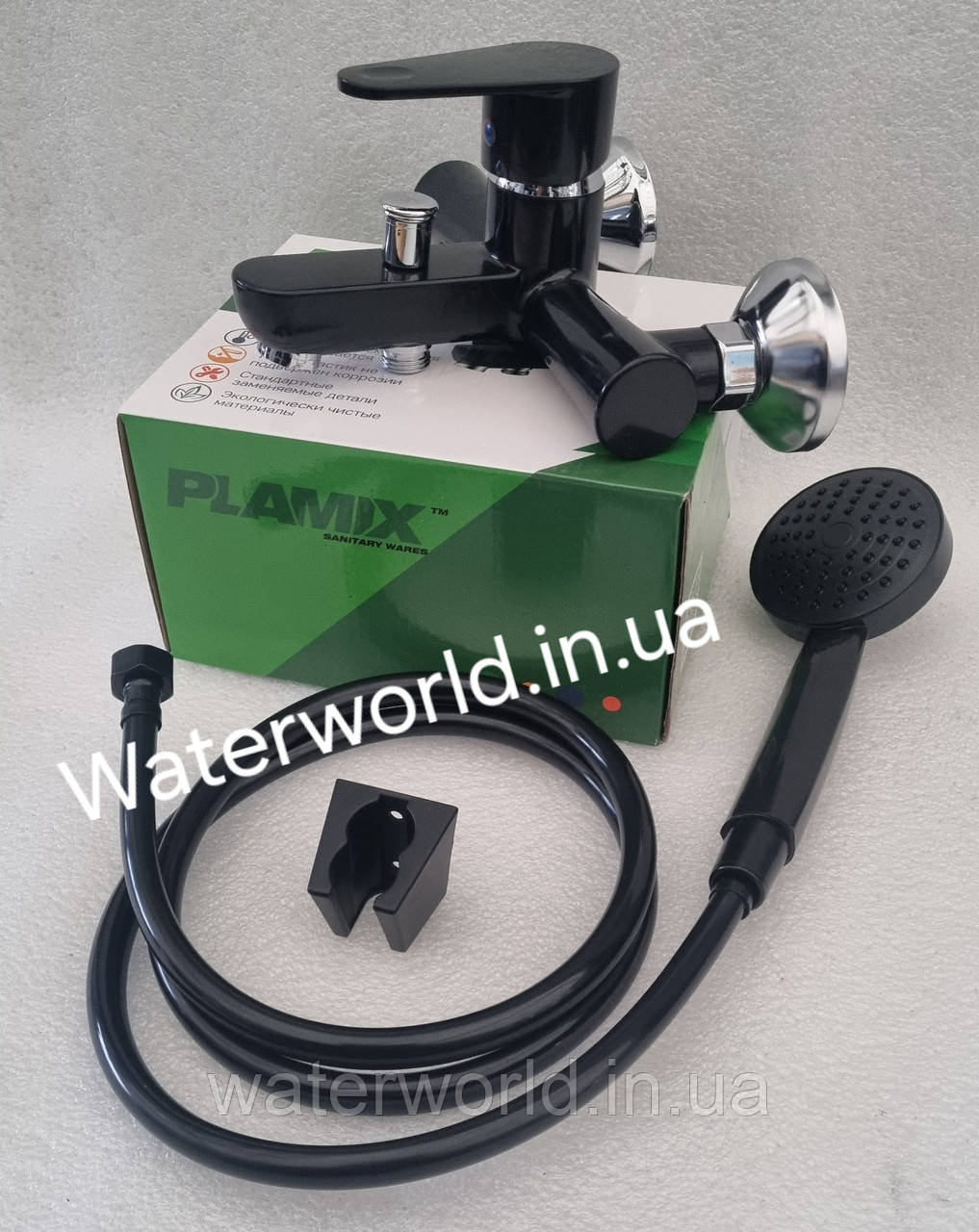 Змішувач для ванної із термопластику VEGA 009 Black чорного кольору