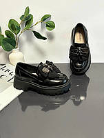 Туфли лоферы для девочки подростка чёрные с булавкой брошкой от Jong golf