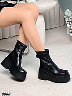 Женские демисезонные ботинки на небольшой платформе Черные 38р!!!!!