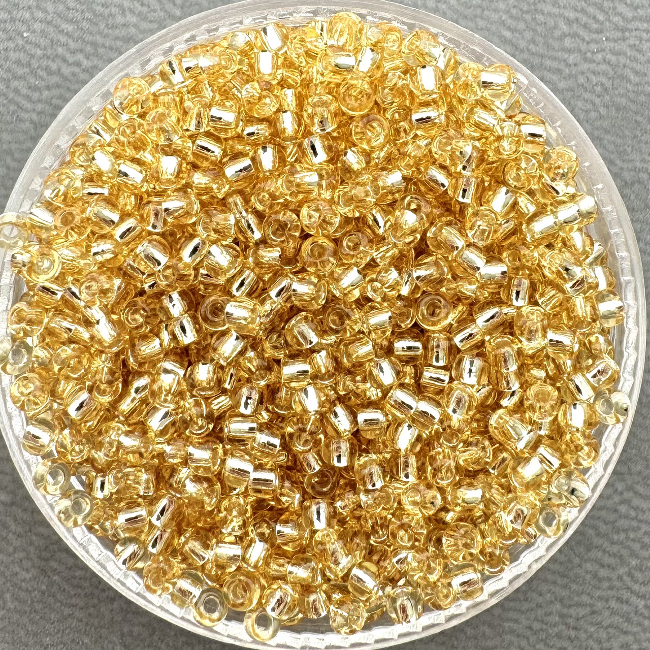 Бісер круглий TOHO TR-11-22A