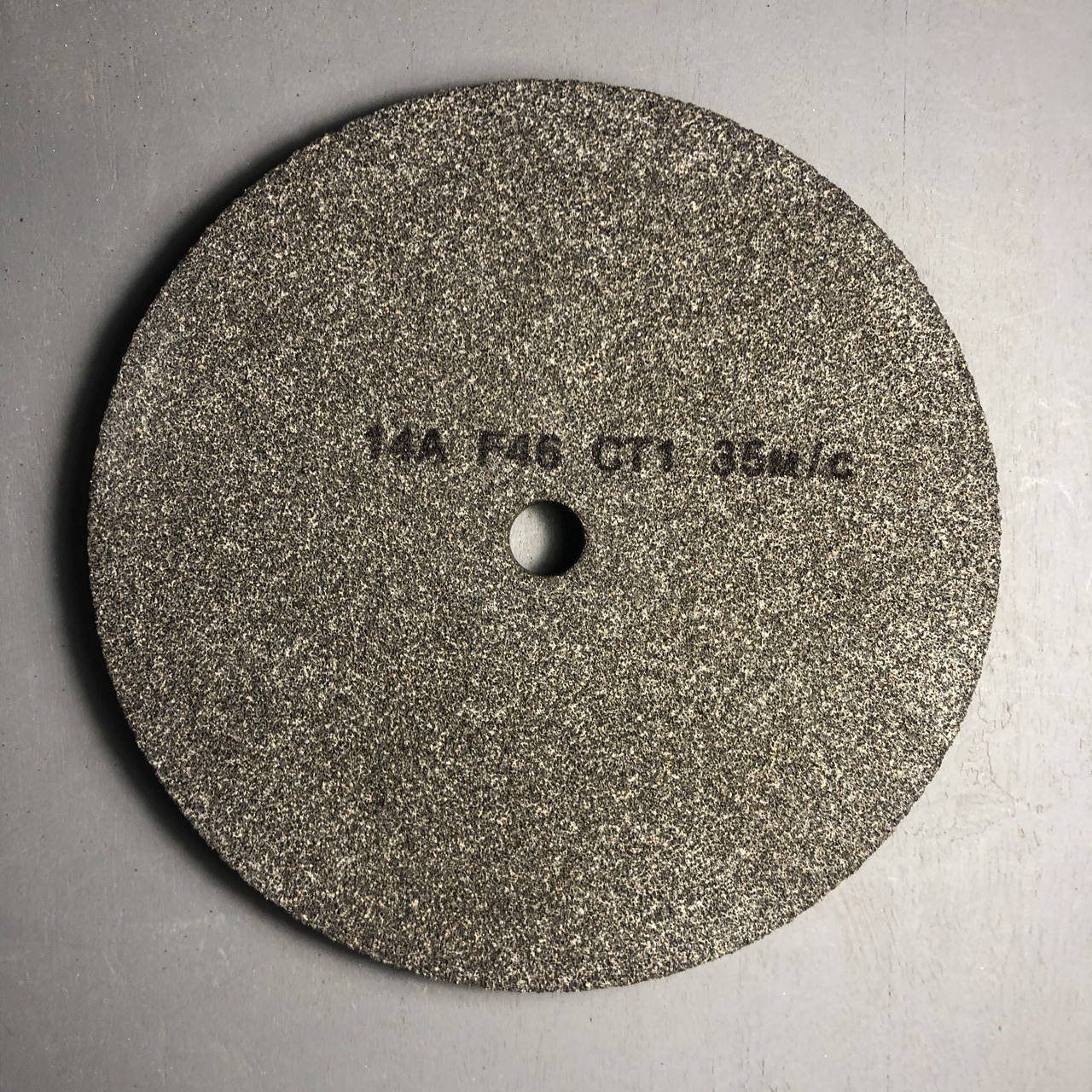 

Круг шлифовальный электрокорунд нормальный 14А ПП 125х16х12.7 40(F46) СТ1(О)