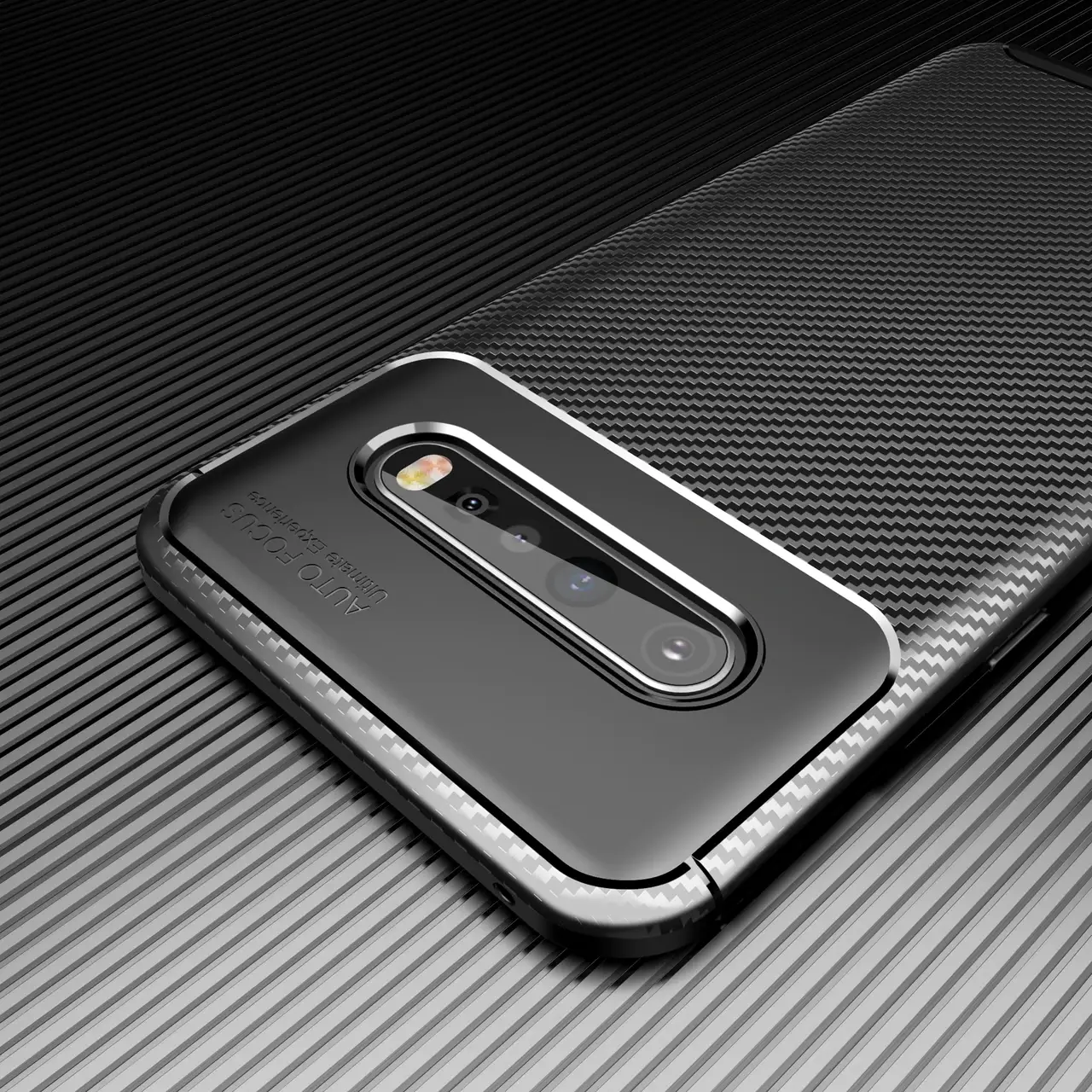 

Противоударный чехол для LG V60 Черный бампер