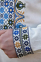 Чоловіча молочна вишиванка з синьо-золотим орнаментом зоряного неба льон S–4XL, фото 3