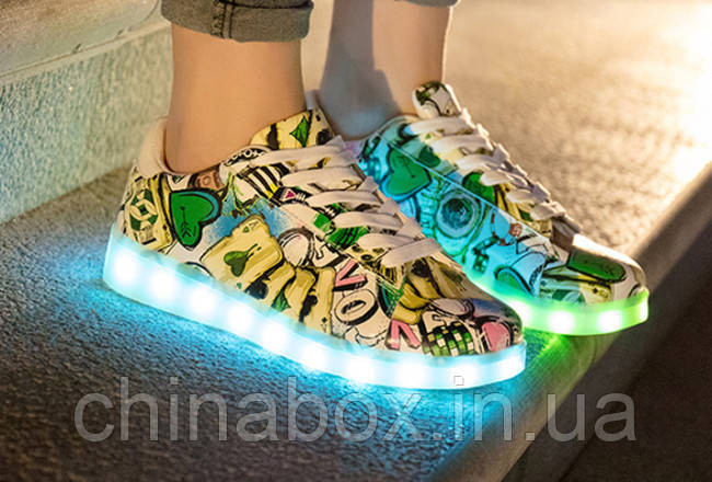 Светящиеся кроссовки Ledcross с LED подсветкой на шнурках Graffiti style - фото 4 - id-p2098498641
