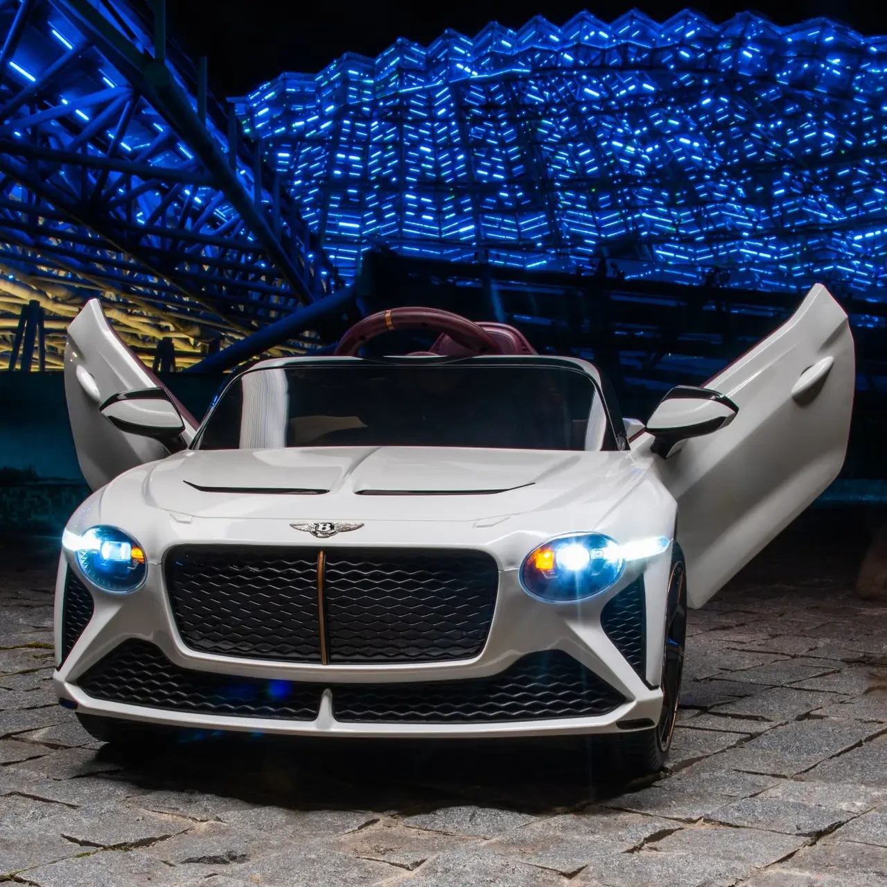Дитячий електромобіль Bentley Bacalar на акумуляторі