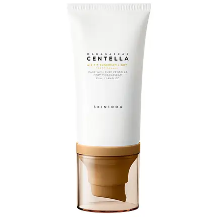 Легкий сонцезахисний крем SKIN1004 Madagascar Centella Air-Fit Suncream Light SPF30 PA++++ - 50ml, фото 1