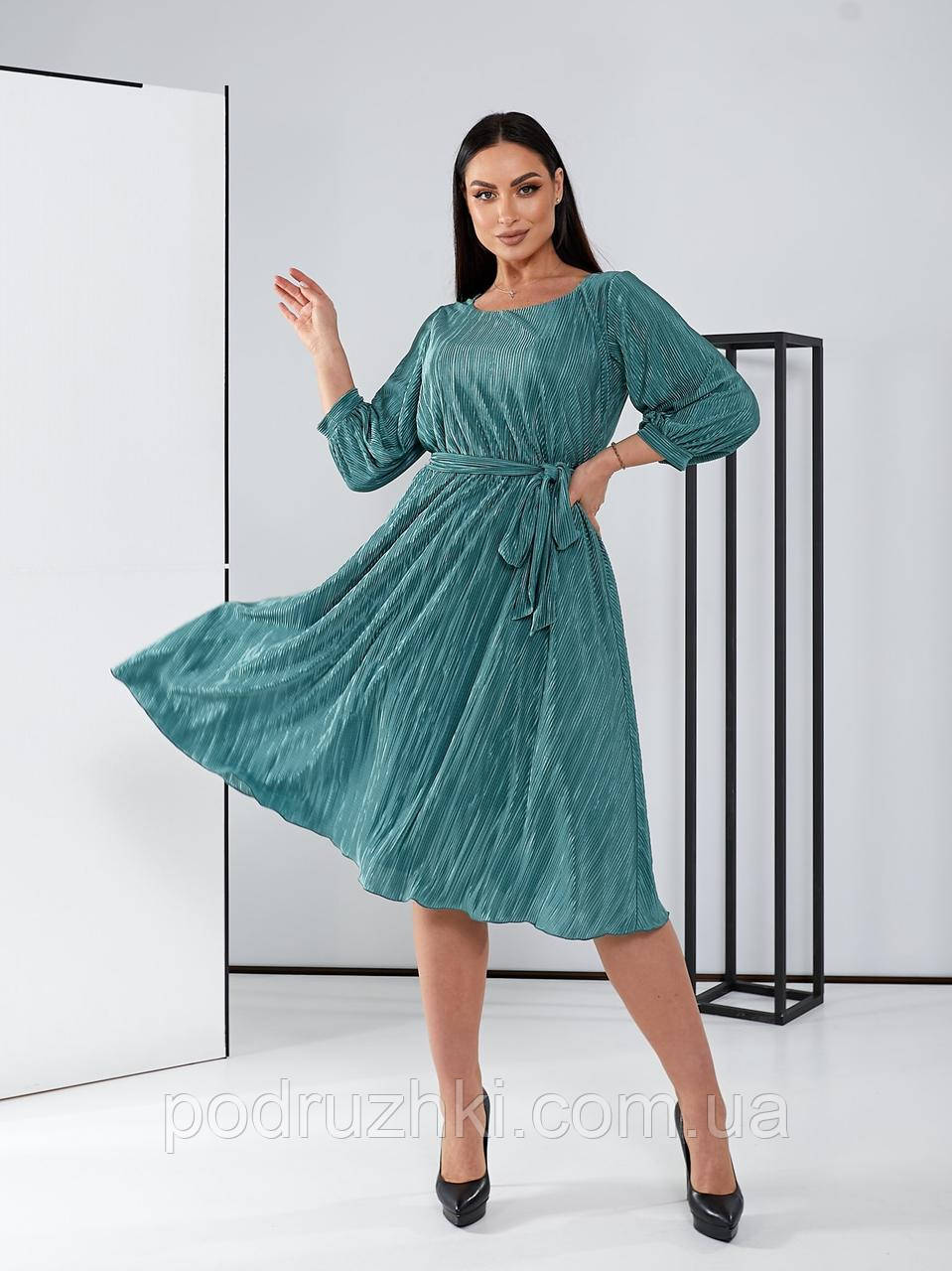 Красива жіноча сукня міді довжини Тканина пліссе Розміри 48, 50, 52, 54, фото 1