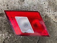 Б/у ліхтар в кришку багажника задній лівий для ВАЗ 2115 21143716137
