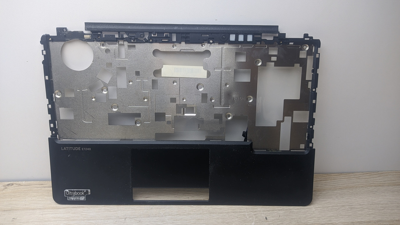 Dell latitude E7240 Корпус C (топкейс, середня частина) б/в #