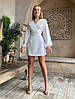 Красиве модне молодіжне жіноче плаття-міні, на запах, молочно-біле, фото 6