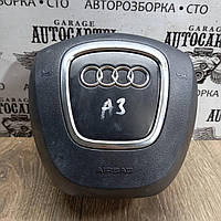 Подушка безопасности руль Airbag Audi A3 (8P) 2003-2012 8p0880201ak