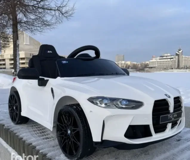 Дитячий електромобіль BMW M4 на акумуляторі машинка + пульт