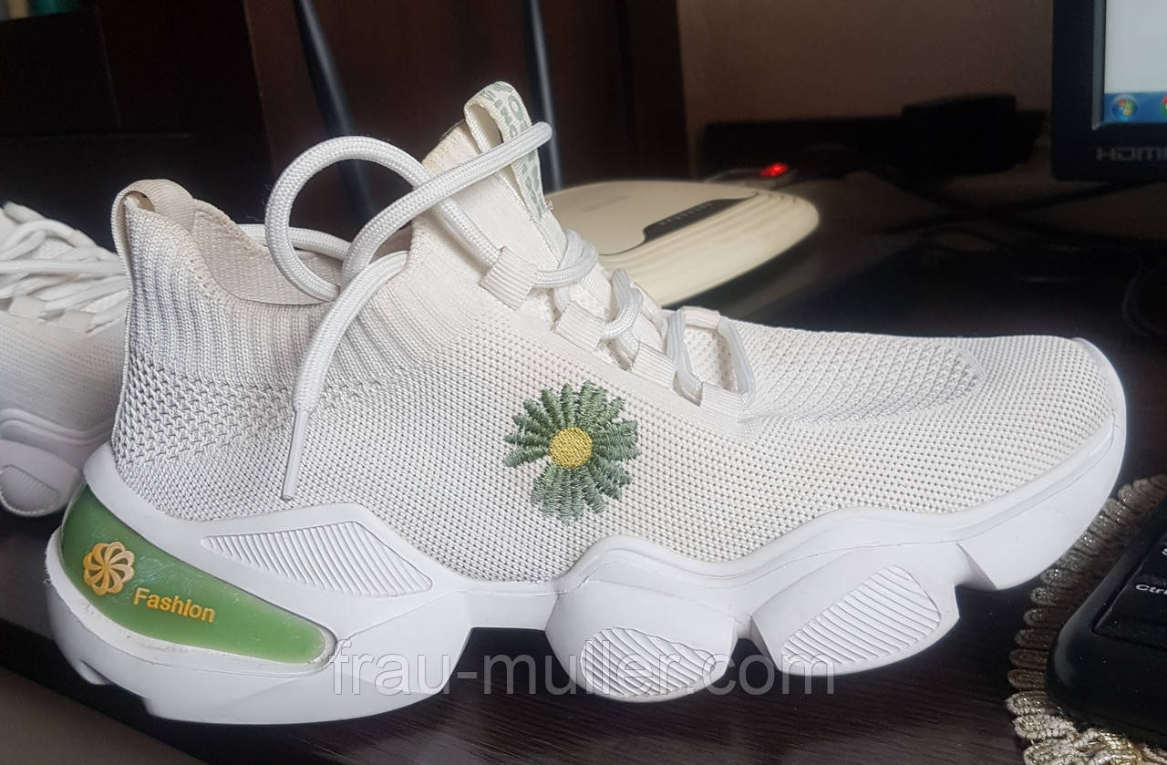 Кросівки жіночі  на літо суперстильні жіночі білі Bling Shoes, фото 1