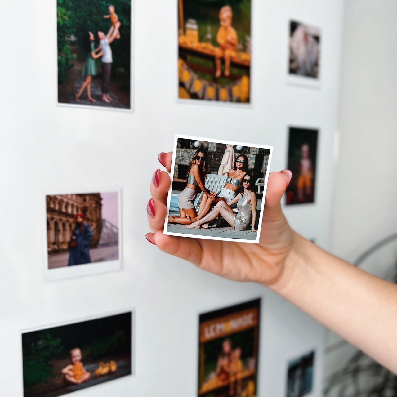 Фотомагніти набір 12 шт. розміру S – Друк Фото на Магнітах Квадратної Форми, фото 1