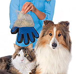 Рукавичка — гребінець для вичісування шерсті для собак і кішок Deshedding, фото 5