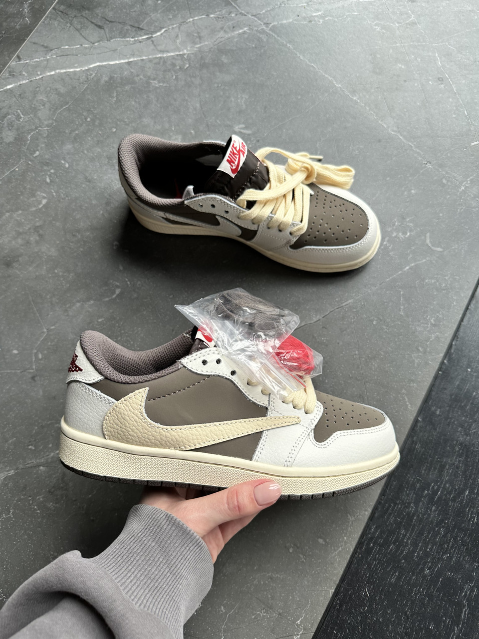 1 Retro Low OG SP Travis Scott Reverse Mocha - фото 1 - id-p2099398988