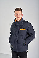 Чоловіча зимова куртка, темно-синього кольору.