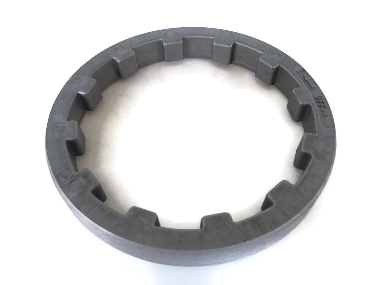 6G5-45384-00 гайка корпусу редуктора