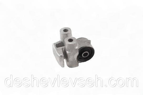 Сайлентблок поперечної тяги правої 7701209SX / Volvo C70/S70/V70 2.0-2.5/TDi 97-05, 77-01209-SX, (Stellox), фото 1
