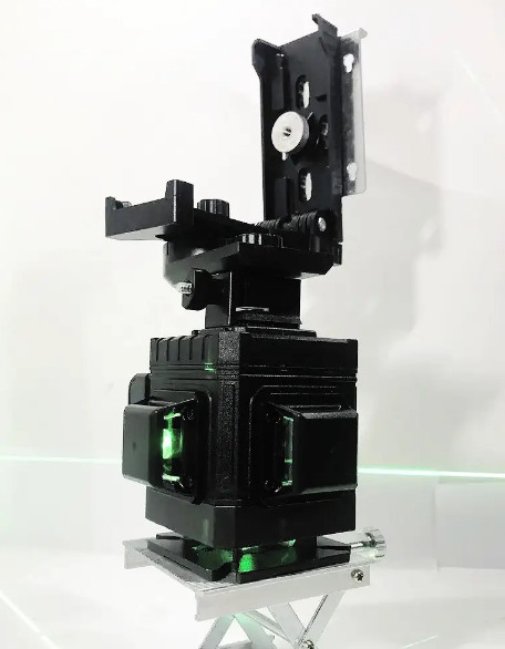 Лазерний нівелір CUBIC 3D