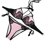 Купальник рожевий з чорним мереживом пуш ап плавки на зав'язках S роздільний жіночий стильний красивий, фото 5