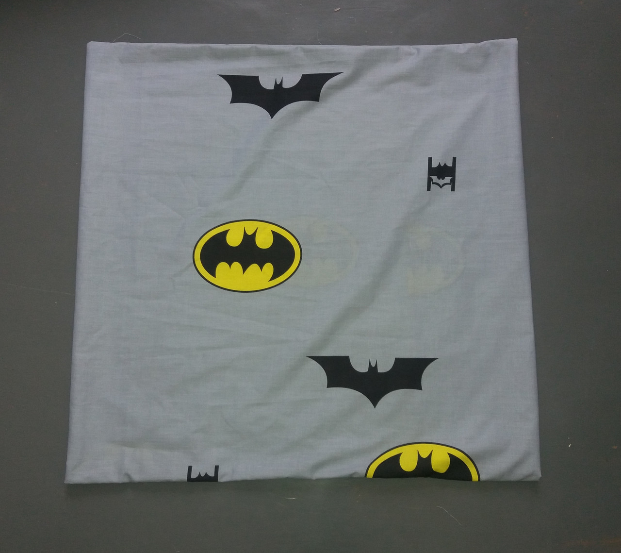 Наволочка 70х70, бязь Голд, принт: Бетмен, символ