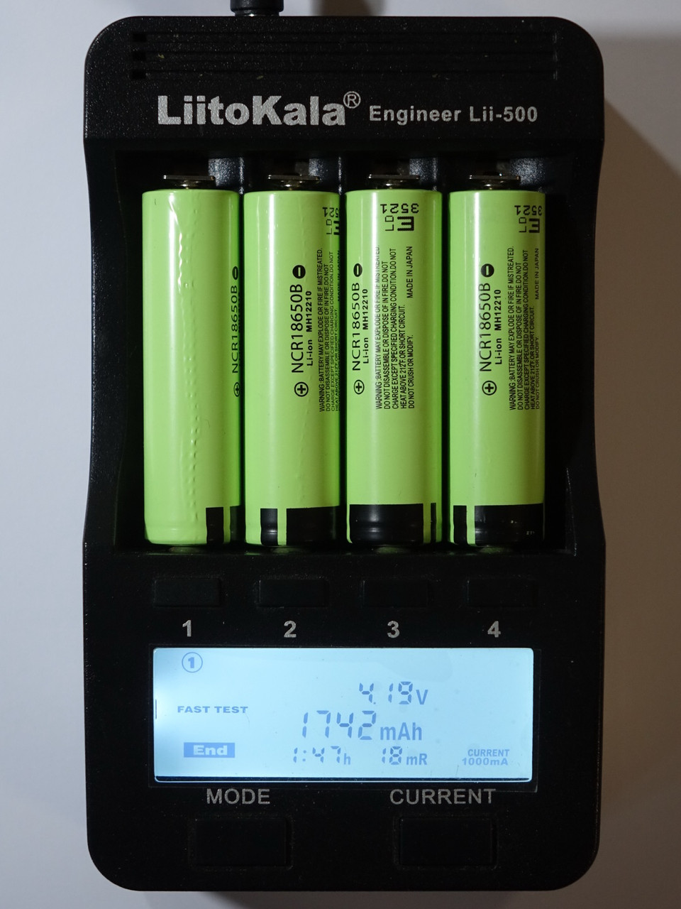 Літій-іонний акумулятор 18650 1800mAh Li-Ion 3.7V (Плоский плюсовий контакт), Японія