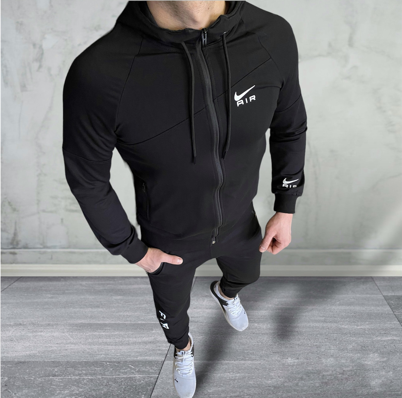 Спортивний чоловічий костюм Nike Air