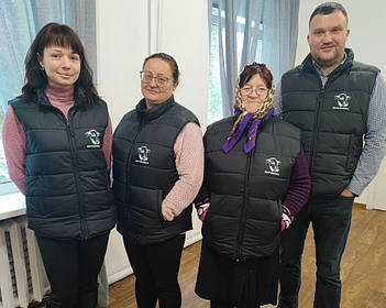 болоневые жилеты с логотипом