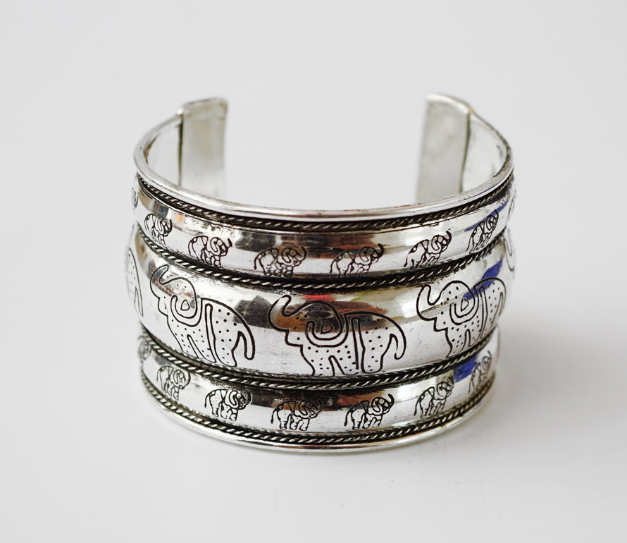 Браслет Скоба Слоники 3 дуті смужки білий метал