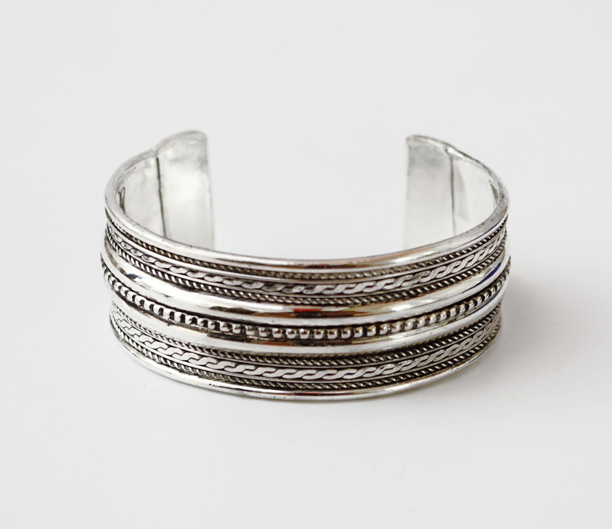 Браслет Скоба Смужки білий метал