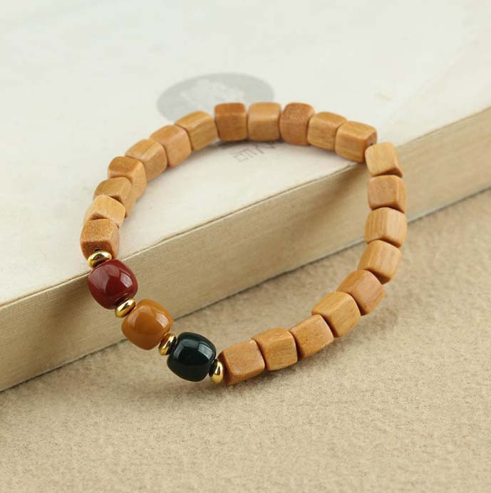 Браслет дерев'яний із каменем Квадратні намистини