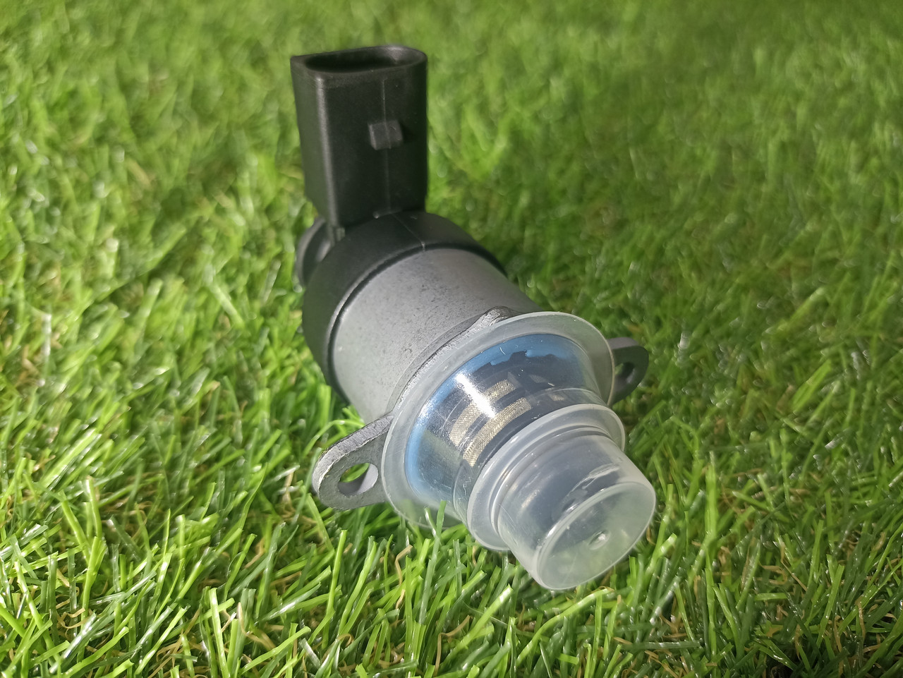 Регулятор тиску палива Bosch VW Audi Skoda 0928400706 0928400768
