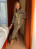 Женская леопардовая пижама из брюк и блузы на пуговицах