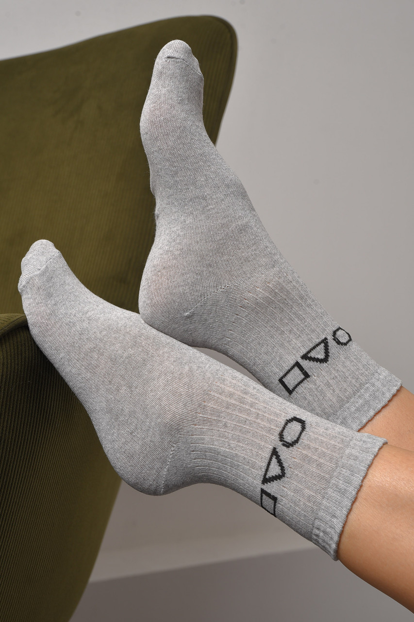 Шкарпетки жіночі демісезонні сірого кольору розмір 36-40 172854P