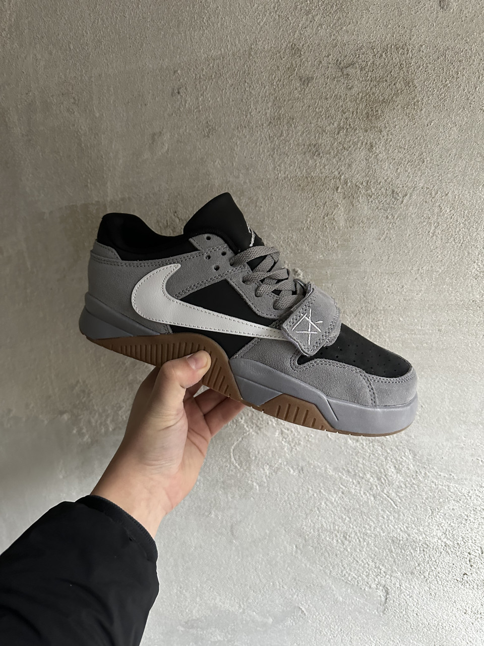 Travis Scott x Nike Jordan Cut The Check Grey - фото 2 - id-p2099373076