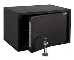 Сейфи для грошей, документів та зброї