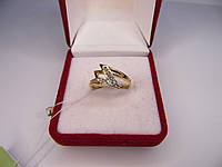 Золотое женское кольцо с бриллиантами. Размер 17 Новое