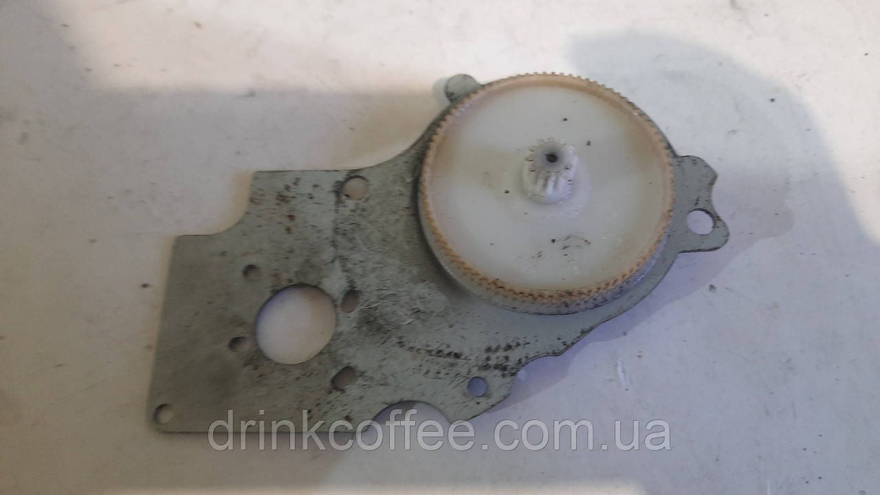 Шестірня з гайкою та майданчиком двигуна кавомолки для кавомашини DeLonghi ESAM 6700 PrimaDonna Avant_10 б/у, фото 1
