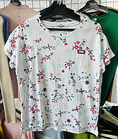 Женская стильная белая футболка 50-54 размер