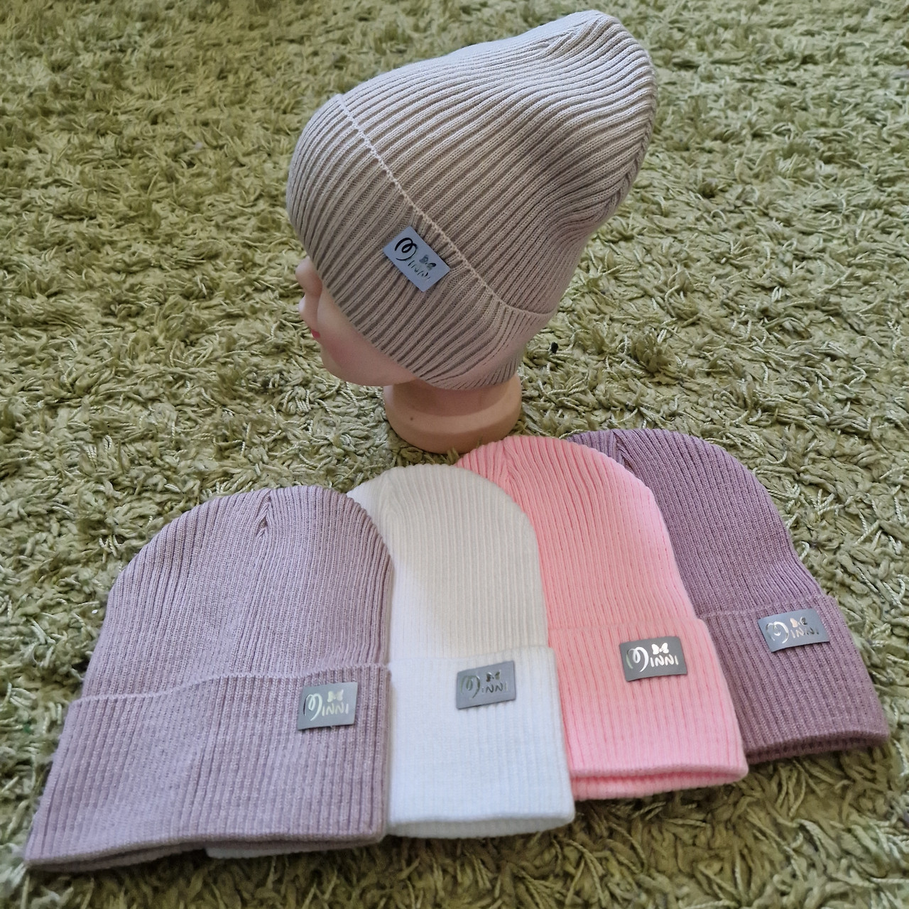 Шапка крихітка в'язана для дівчинки р 48-54