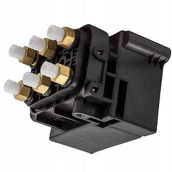 Блок клапанів реле пневмопідвіски Audi Q7 Volkswagen Touareg Porsche Cayenne Фольксваген Туарег 95535890300