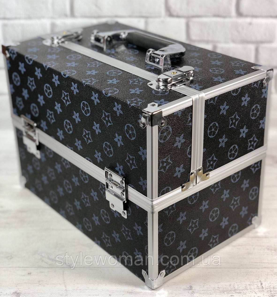 Бьюти кейс алюминиевый чемодан с ключом для мастера - фото 5 - id-p2100986314